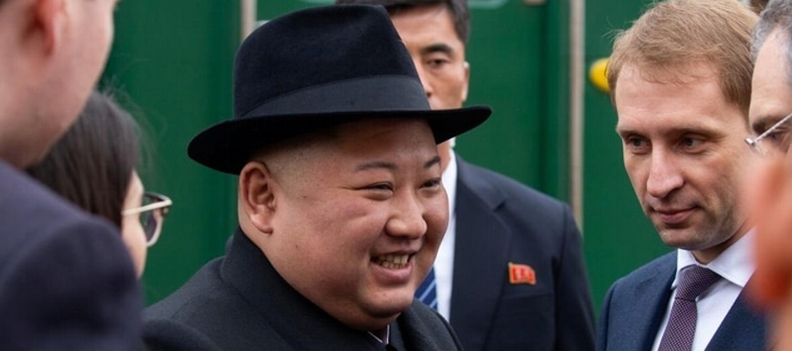 El desplazamiento de Kim Jong-un a Rusia -el primero desde que el que realizó su padre, Kim...