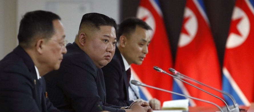 Las declaraciones de Kim, en el marco las conversaciones con Putin en Vladivostok el jueves,...