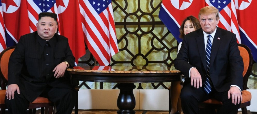Kim dijo a Putin que la paz y la seguridad en la península de Corea dependen totalmente de...
