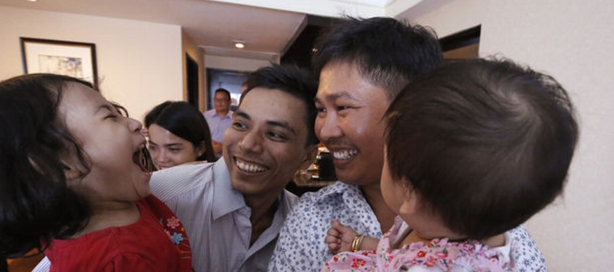 Wa Lone, de 32 años, y Kyaw Soe Oo, de 28, salieron juntos de la conocida prisión de...