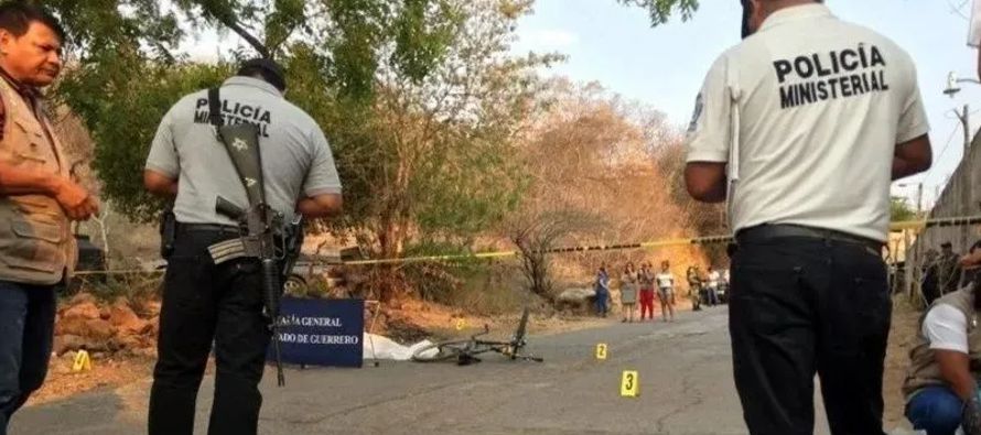Hombres armados mataron a un funcionario municipal en el estado de Guerrero, en el sur de...