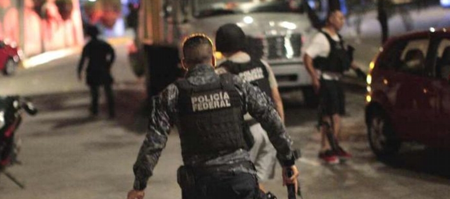 El enfrentamiento ocurrió cerca de la ciudad de Uruapan, según la fiscalía,...