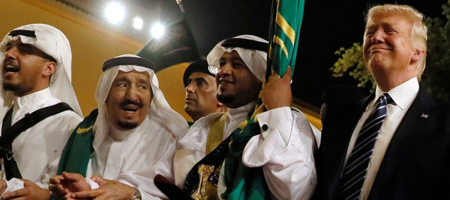 En su ofensiva contra su archienemigo regional, la monarquía saudí ha auspiciado...
