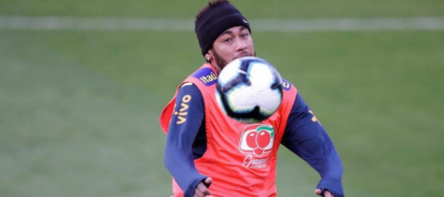 Mastercard dijo en un comunicado que suspendía el uso de la imagen de Neymar en publicidad...