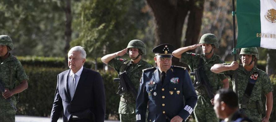 Las fuerzas armadas son una de las instituciones del Estado mexicano con mayor presencia,...