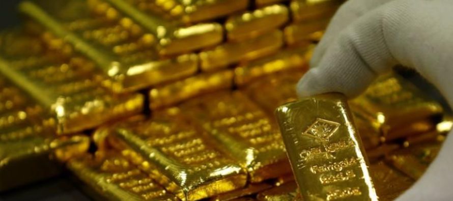 El oro también se benefició debido a las preocupaciones de que las guerras...