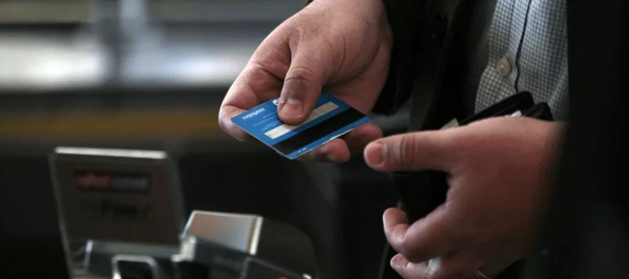 MasterCard es emisor de al menos 50 millones de tarjetas bancarias activas en México, el 60%...