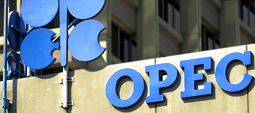 La Organización de Países Exportadores de Petróleo (OPEP), formada por 14...