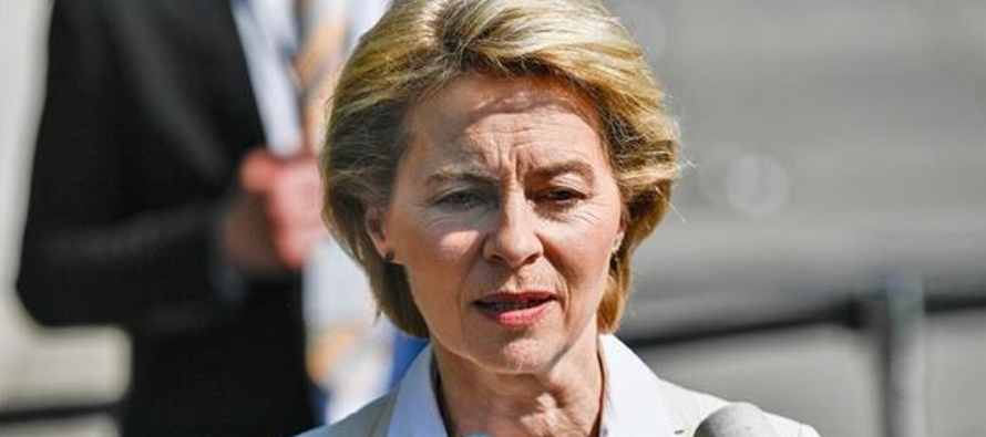 La ministra alemana de Defensa, una conservadora, tiene que conseguir respaldo entre eurodiputados...