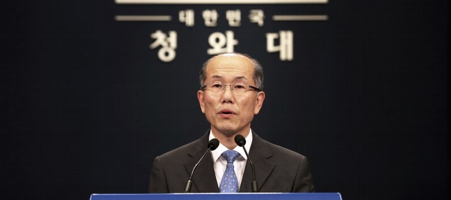 Kim You-geun, subdirector de la agencia de seguridad de la presidencia surcoreana, aseguró...