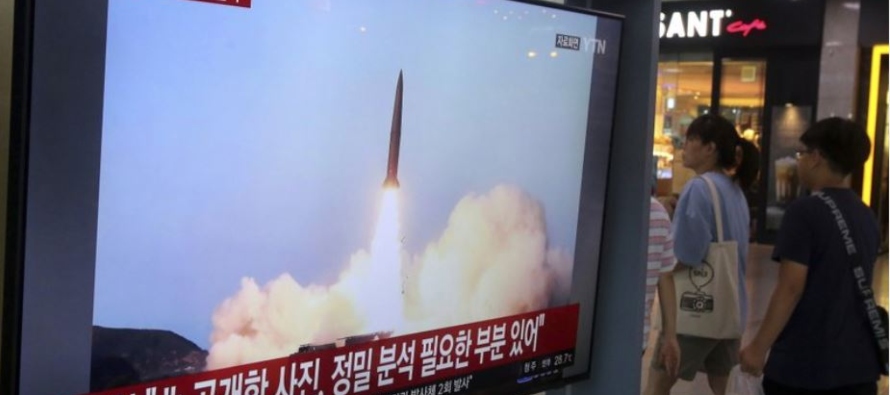 Los proyectiles fueron lanzados desde un área cercana a la costa oeste de Corea del Norte y...