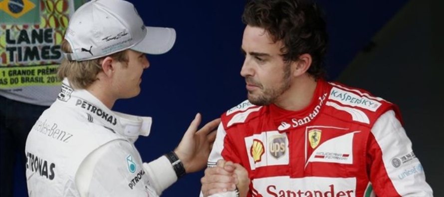 "Creo que deberíamos iniciar una petición para que Alonso se suba al segundo...