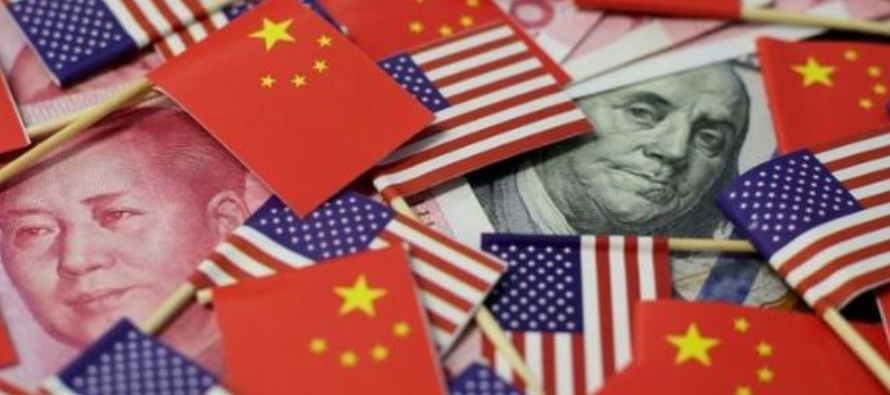 El dólar subió un 0,39% contra el yuan que cotiza en mercados internacionales a...