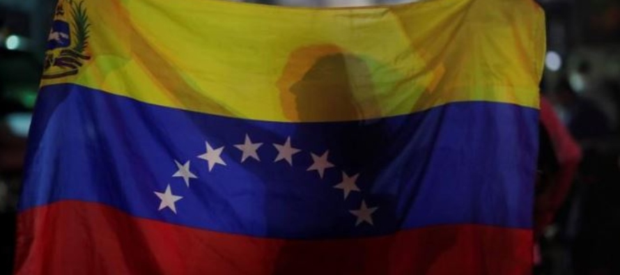 El presidente del Congreso, Juan Guaidó, calificó como poco serio que el gobierno no...