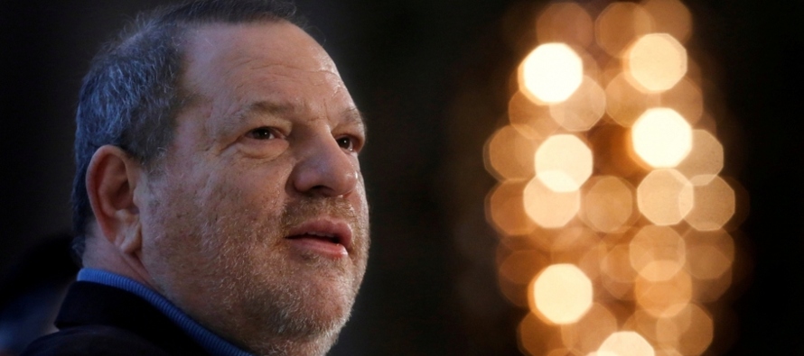 La oficina del fiscal de distrito de Manhattan, Cyrus Vance ha acusado a Weinstein de haber abusado...