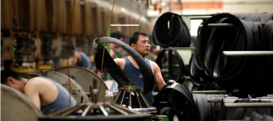 En el resto de Asia, la actividad manufacturera japonesa cayó por cuarto mes consecutivo en...