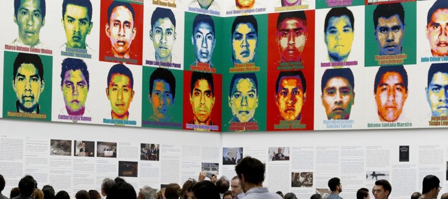 Las autoridades sostienen que los estudiantes de Ayotzinapa fueron secuestrados por la...