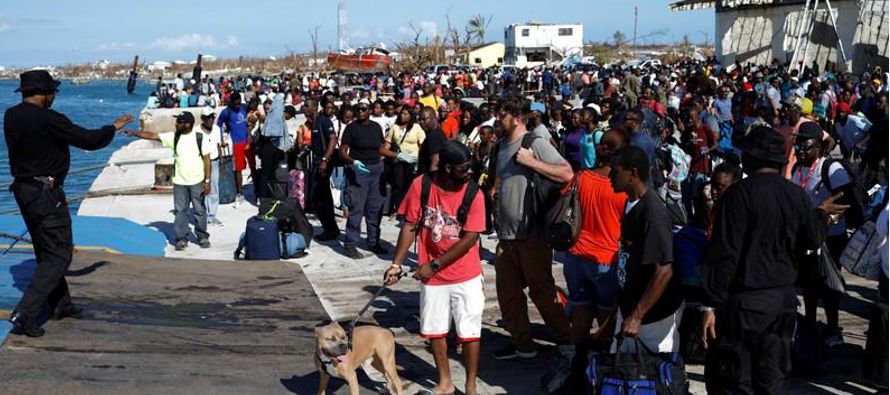 Las autoridades de Bahamas creen que cientos y quizás miles están desaparecidos en el...