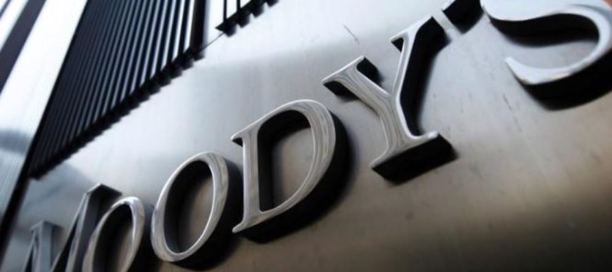 Moody’s dijo en un comunicado que, debido a que las notas crediticias de Pemex dependen en...