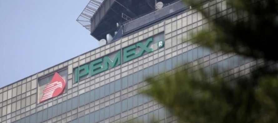 Pemex no contestó a varias solicitudes de comentarios sobre la recompra de bonos, ni sobre...