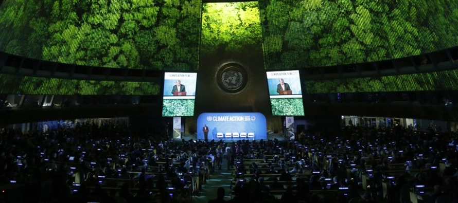 Sesenta y seis países han fijado metas ambiciosas para reducir el cambio climático y...