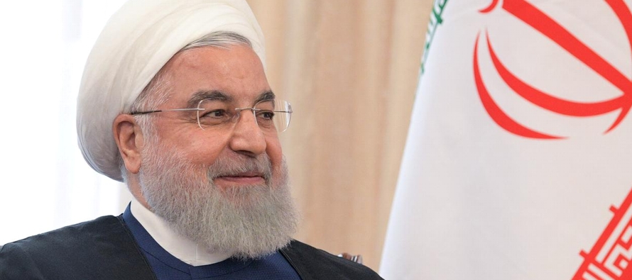 Rouhani, el arquitecto del pacto nuclear, ha dejado la puerta abierta a la diplomacia, diciendo que...