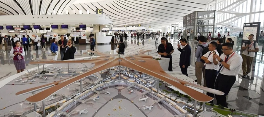 El aeropuerto actual, el segundo del mundo en número de pasajeros por detrás del...