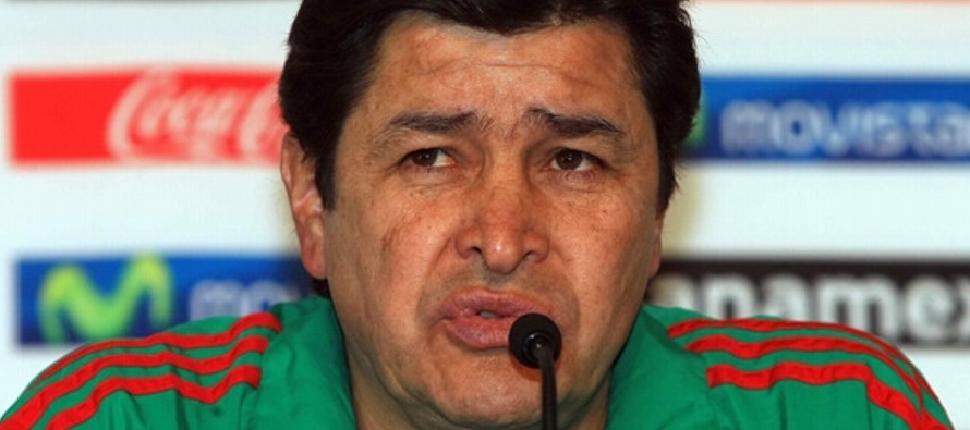 Tena, quien dirigió a la selección mexicana que ganó la medalla de oro en los...