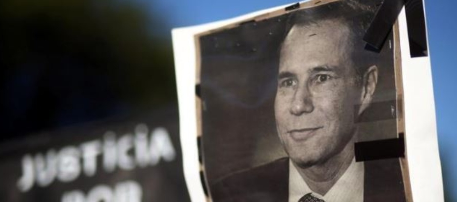 Nisman indagaba el atentado a la Asociación Mutual Israelita Argentina (AMIA) en 1994, que...