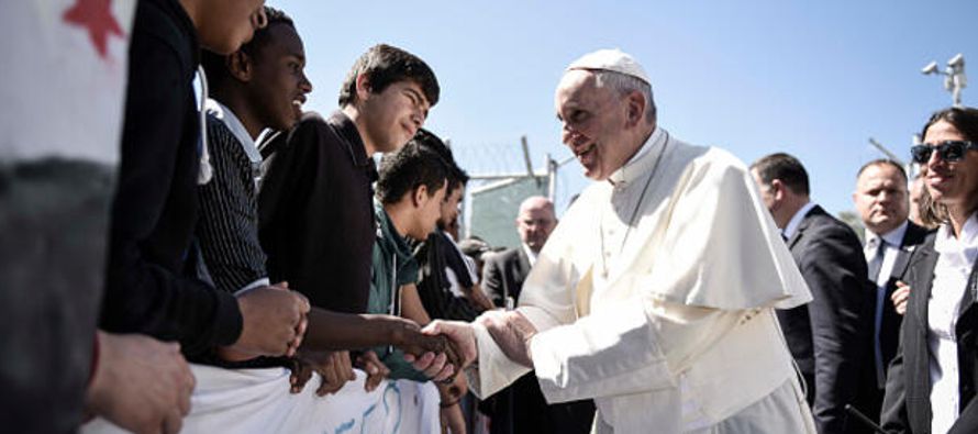  El papa Francisco lamentó el domingo la “cultura de la comodidad” que lleva a...
