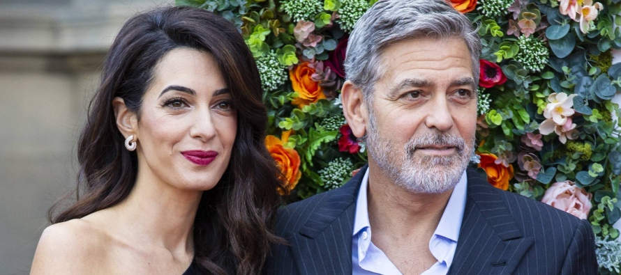 Clooney nació en Lexington (Kentucky). Su madre fue reina de belleza y concejal y su padre,...