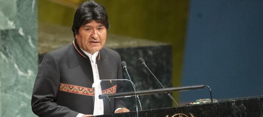 Según una encuesta publicada el domingo por dos diarios nacionales, Morales tiene un 31% de...