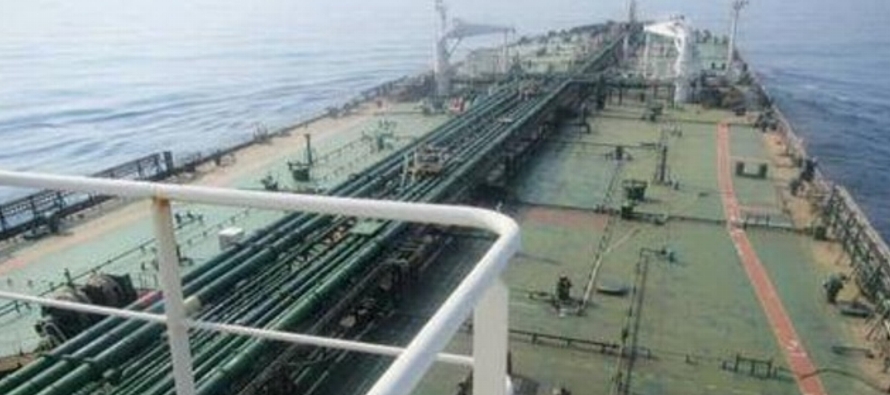 El buque Sabiti fue atacado en la mañana a unos 96 kilómetros del puerto saudí...