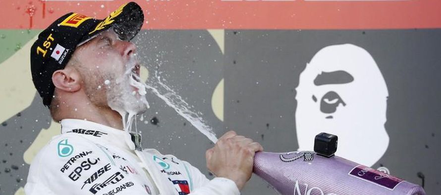 Valtteri Bottas se llevó el domingo la victoria en el Gran Premio de Japón y Mercedes...