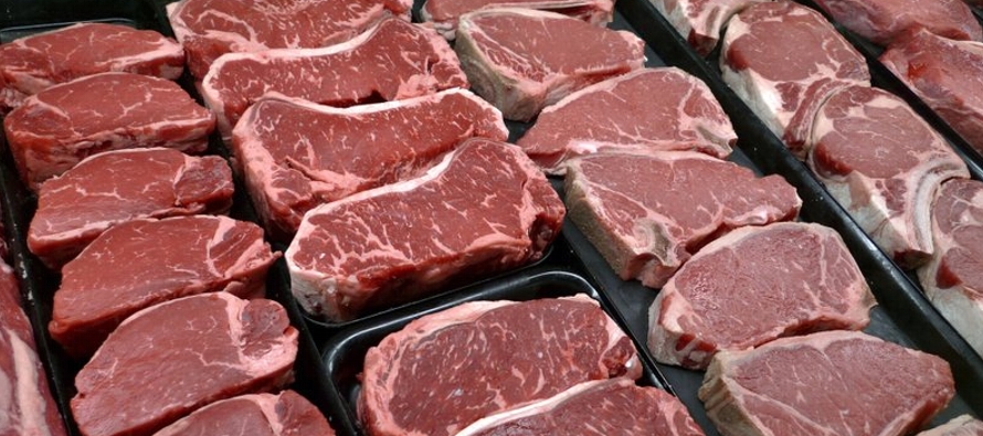 Pero los investigadores no dijeron que la gente debía comer más carne, o que fuera...