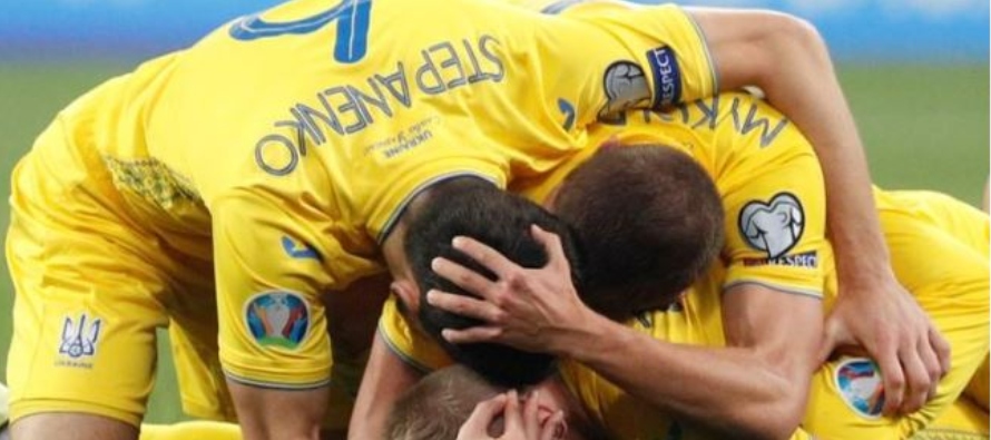 Roman Yaremchuk y Andriy Yarmolenko marcaron en la primera parte para Ucrania, mientras que Ronaldo...