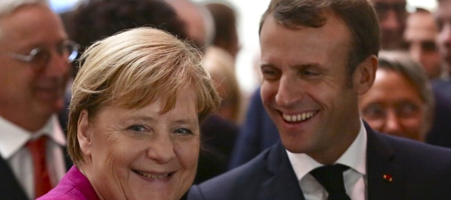 Macron y Merkel discutían el Brexit al tiempo que funcionarios de la UE y británicos...