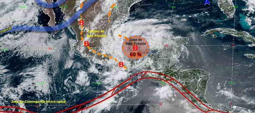 El sistema de bajas presiones, que podría transformarse en la tormenta tropical...