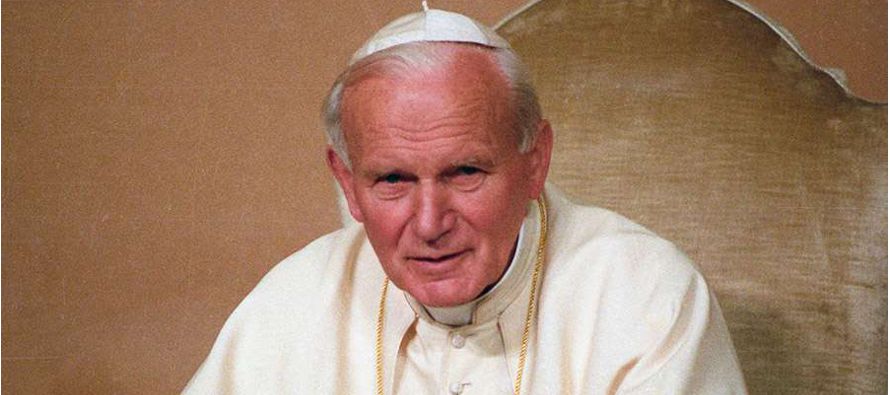 Elegido pontífice el 16 de octubre de 1978, escogió los mismos nombres que...