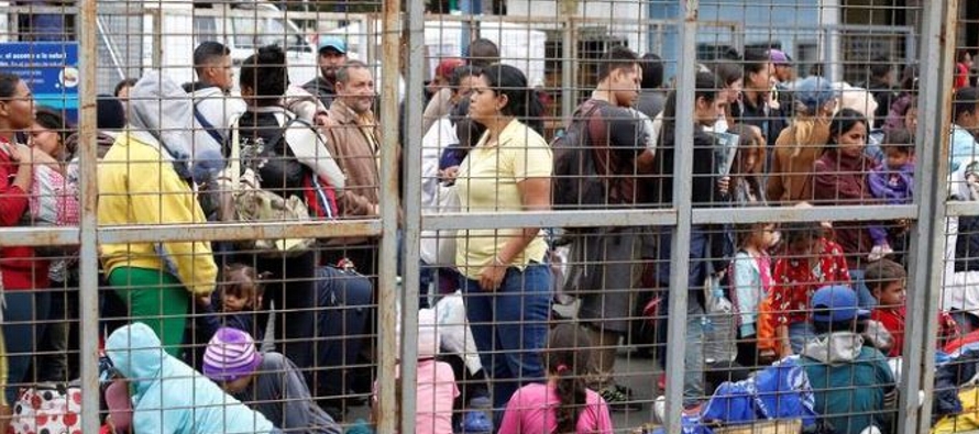 Desde 2015 han salido de Venezuela unos 4,5 millones de refugiados y migrantes, según cifras...