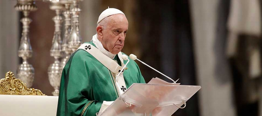 El pontífice cambió el lunes el nombre oficial del archivo de la Santa Sede para...