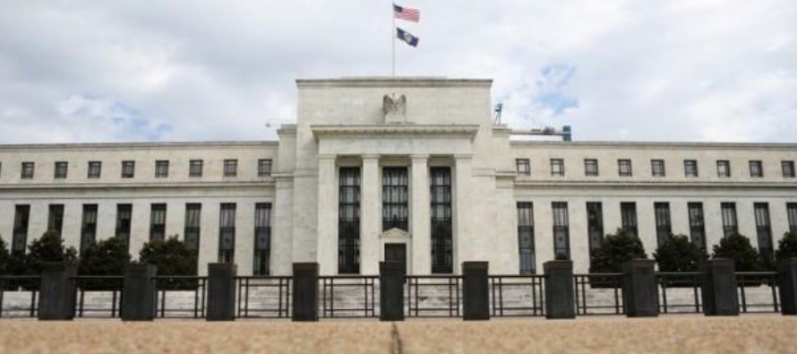 “Vemos que es probable que la postura actual de política monetaria siga siendo...