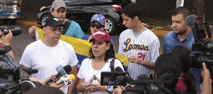La cancillería venezolana indicó en un comunicado que declaró “persona...