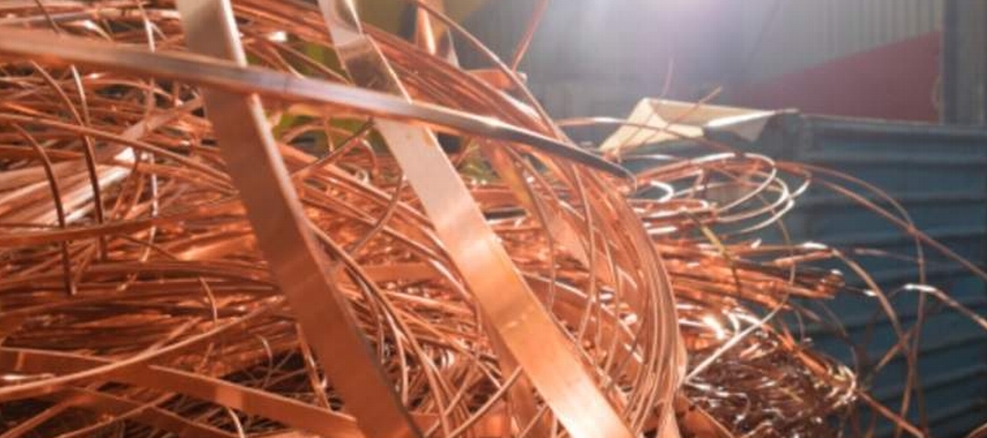 La semana pasada, el cobre tocó los 6.011 dólares la tonelada, su máximo en...