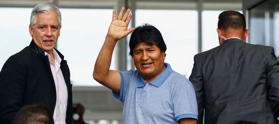 Desde que México concediera el asilo político al expresidente de Bolivia, Evo...