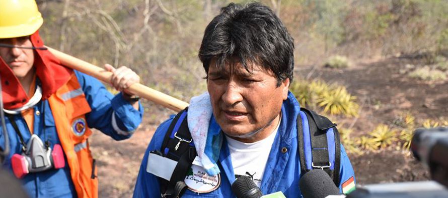 ¿Hasta cuándo seguiremos leyendo que Evo Morales fue “el primer presidente...