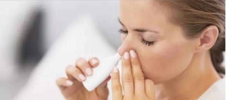 Aplicar vaselina tópica neutra en la entrada nasal (excepto en el caso de utilizar oxigeno...
