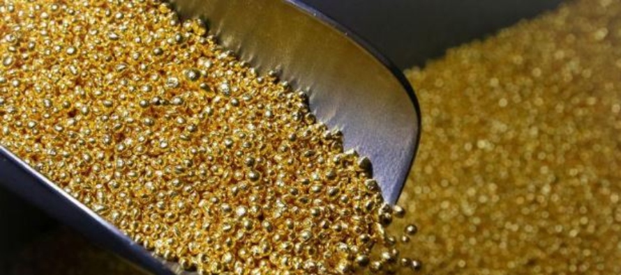 El oro al contado subió un 0,5% a 1.477,09 dólares por onza durante la tarde del...