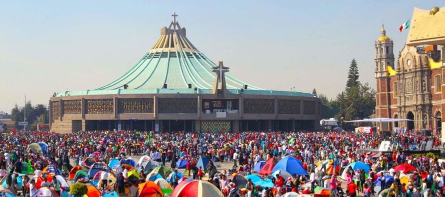 Basílica de Nuestra Señora de Guadalupe, durante las celebraciones de la solemnidad...
