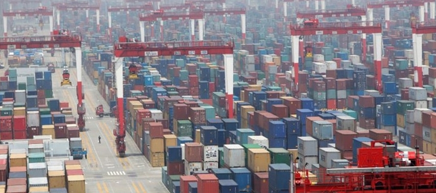 El próximo año, China implementará aranceles de importación temporal,...
